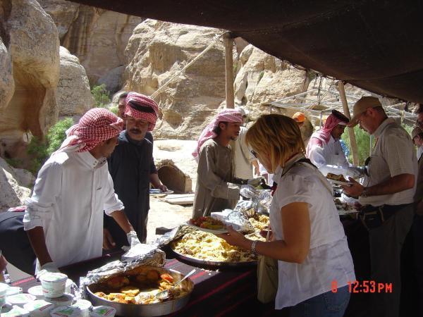 ホテル Ammarin Bedouin Camp ワディ・ムーサ エクステリア 写真